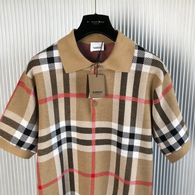 버버리 BURBERRY 남성  니트 폴로 반팔 BBR3611