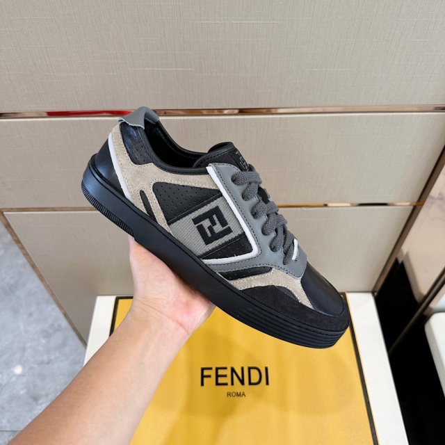 펜디 FENDI 남성 스텝 로우탑 스니커즈 F316