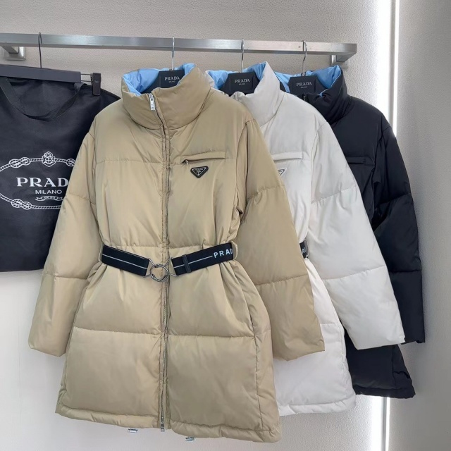 프라다 PRADA  여성 패딩  PD885