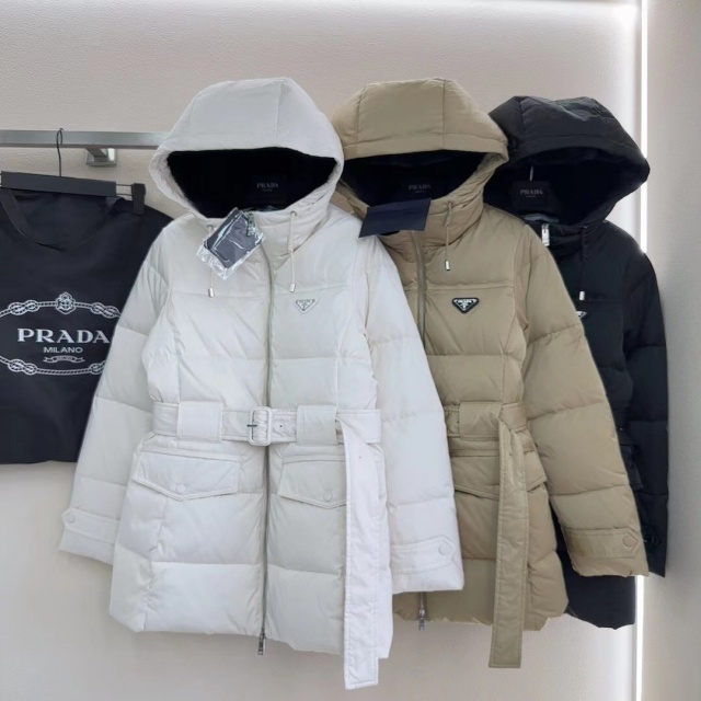 프라다 PRADA  여성  패딩 PD886