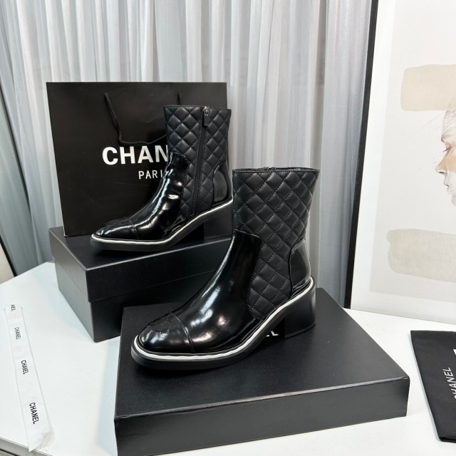 샤넬 CHANEL 여성 앵클 부츠 C01269