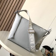 로에베 LOEWE 카프스킨 호보백 LW0150