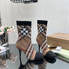 버버리 BURBERRY 여성 앵클 부츠 BB422