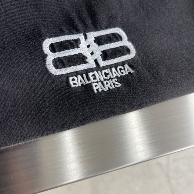 발렌시아가 Balenciaga 남성 긴팔티 BG0912