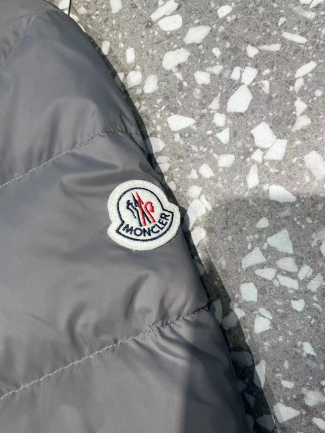 몽클레어 Moncler 여성 패딩 M02789