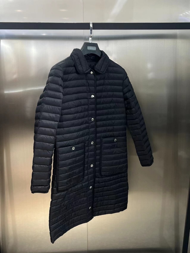 몽클레어 Moncler 여성 패딩 M02796