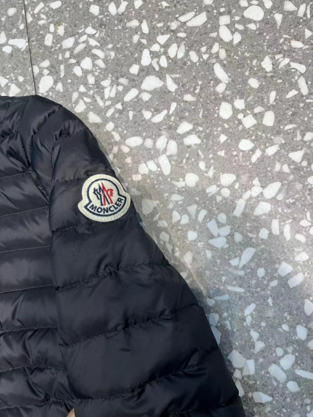 몽클레어 Moncler 여성 패딩 M02796