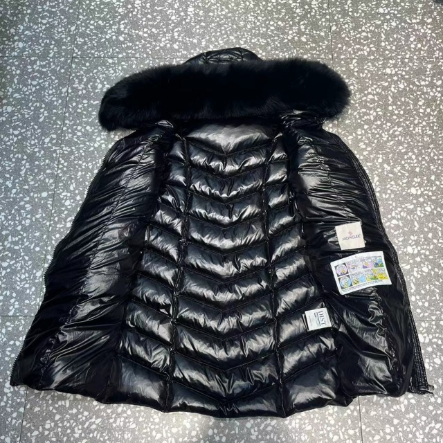 몽클레어 Moncler 여성 패딩 M02798