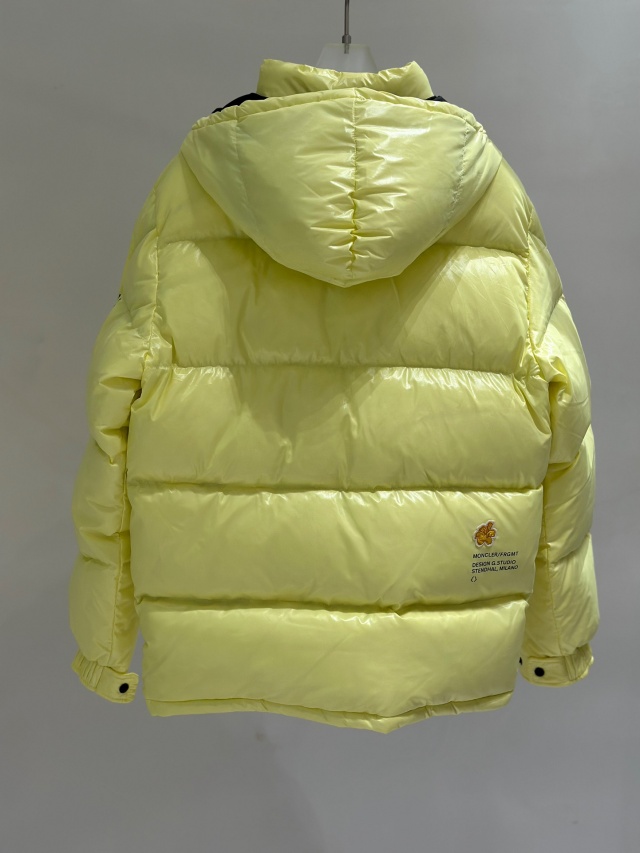 몽클레어 Moncler 남성 패딩 M02777