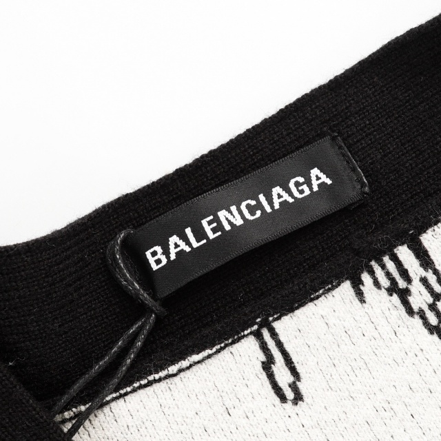 발렌시아가 Balenciaga 남여공용 니트 가디건 G0928