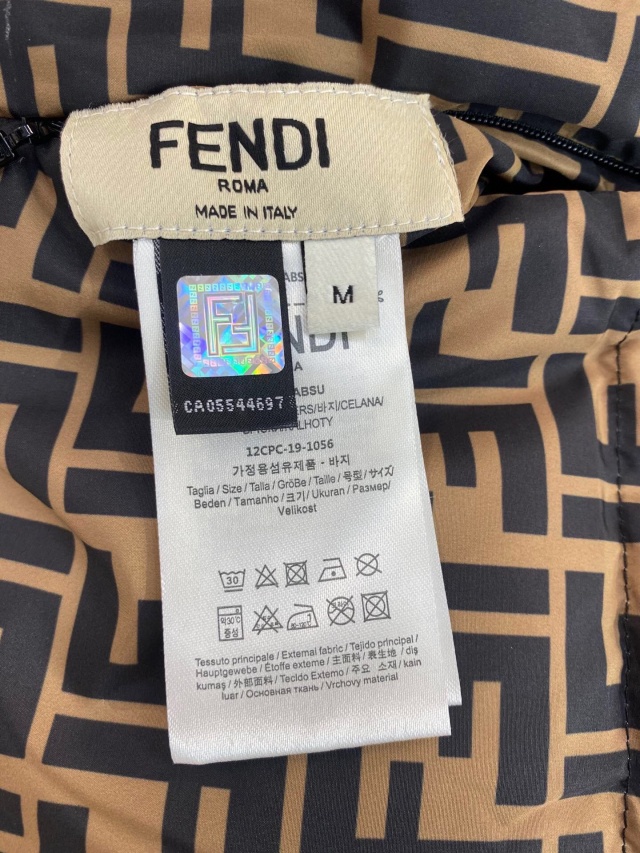 펜디 FENDI 여성 패딩 F739