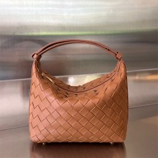 보테가 BOTTEGA VENETA  월리스 토트백 754443  BO0945