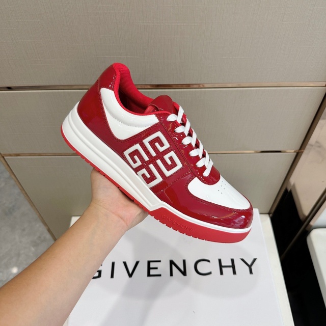 지방시 GIVENCHY 남성 스니커즈 GV0798