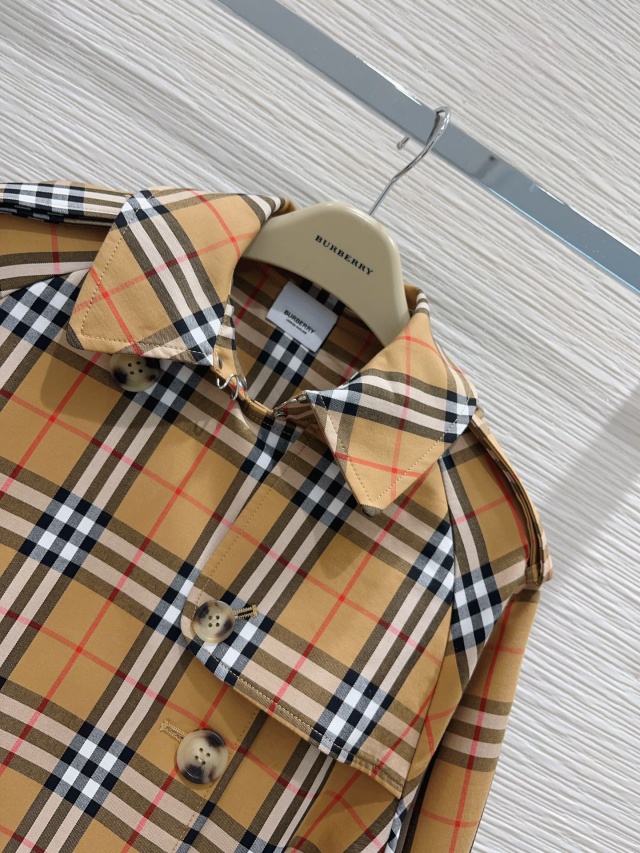 버버리 BURBERRY 여성 코트 BBR3723