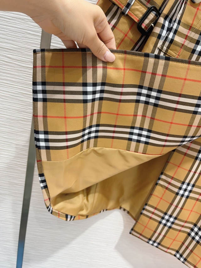 버버리 BURBERRY 여성 코트 BBR3723