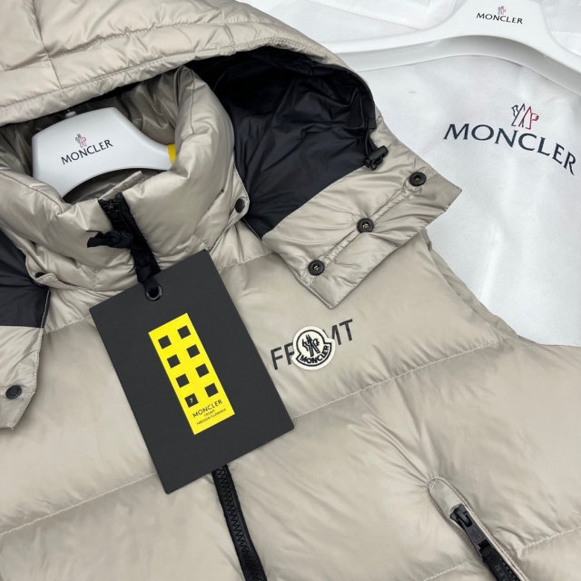 몽클레어 Moncler 여성 패딩조끼 M02820