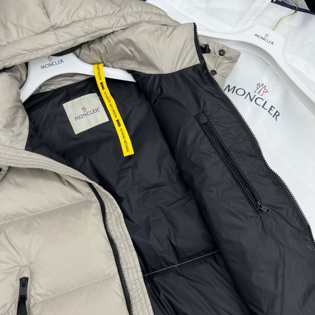 몽클레어 Moncler 여성 패딩조끼 M02820