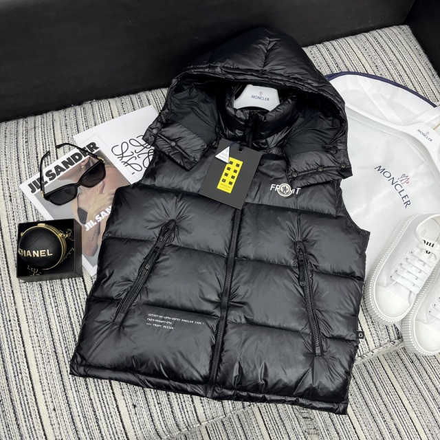 몽클레어 Moncler 여성 패딩조끼 M02820