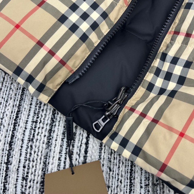 버버리 BURBERRY 여성 양면 패딩조끼 BBR3728