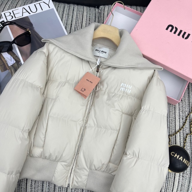 미우미우 MIUMIU 여성 패딩 MU01469