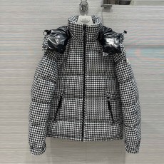 몽클레어 Moncler 여성 패딩 M02849