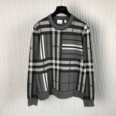 버버리 BURBERRY 남성 라운드니트 BBR3755