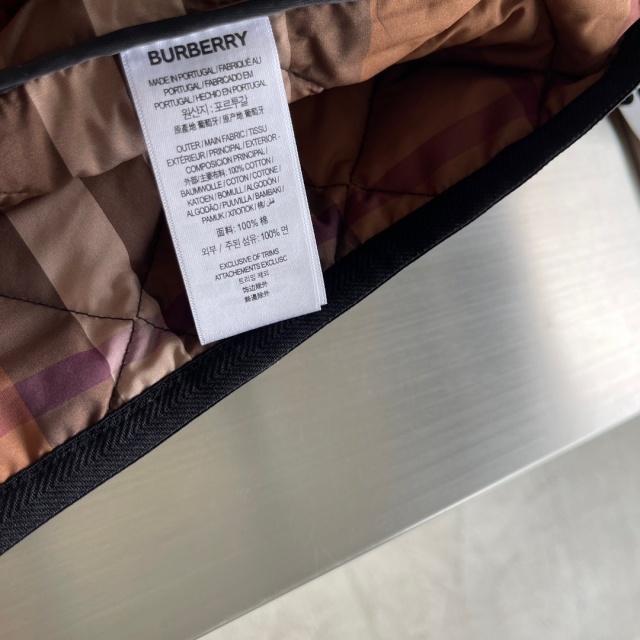 버버리 BURBERRY 남성 경량 패딩 BBR3767