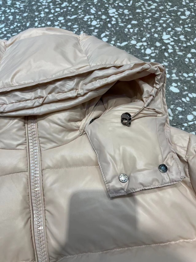 몽클레어 Moncler 여성 패딩 M02865