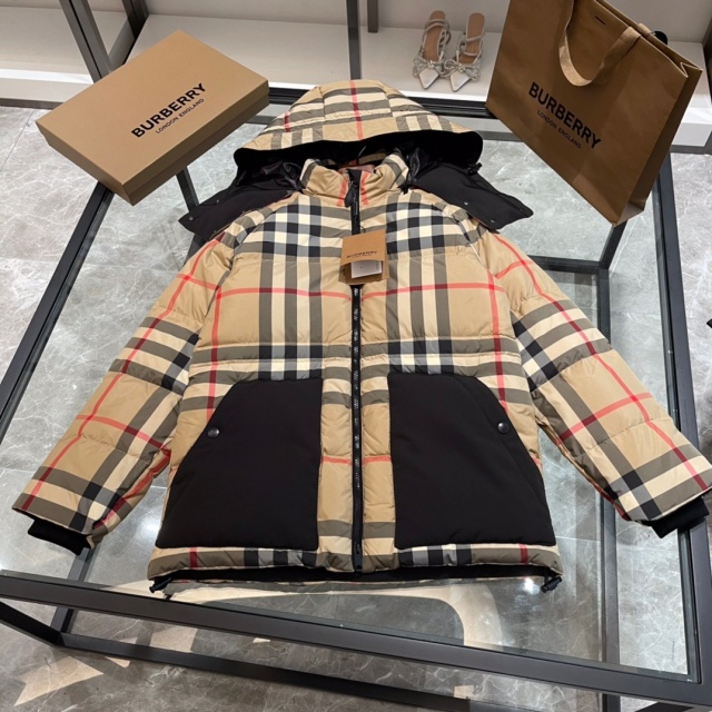 버버리 BURBERRY 남성 패딩 BBR3768