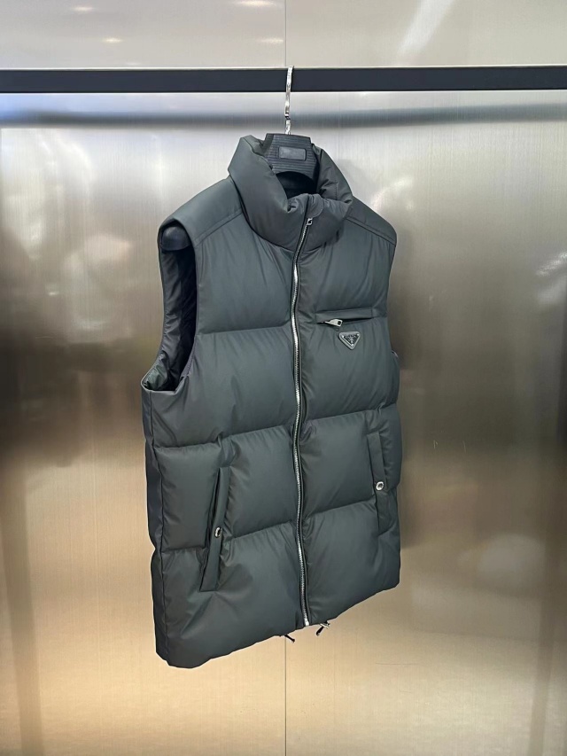 프라다 PRADA  남성 패딩 조끼 PD1200