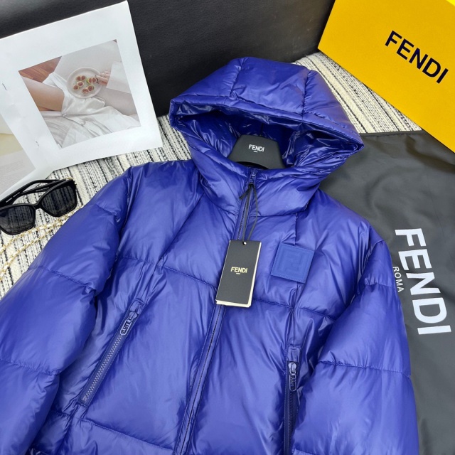 펜디 FENDI 여성 패딩 F798