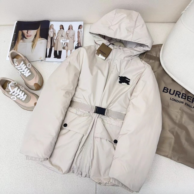 버버리 BURBERRY 여성 패딩 BBR3771